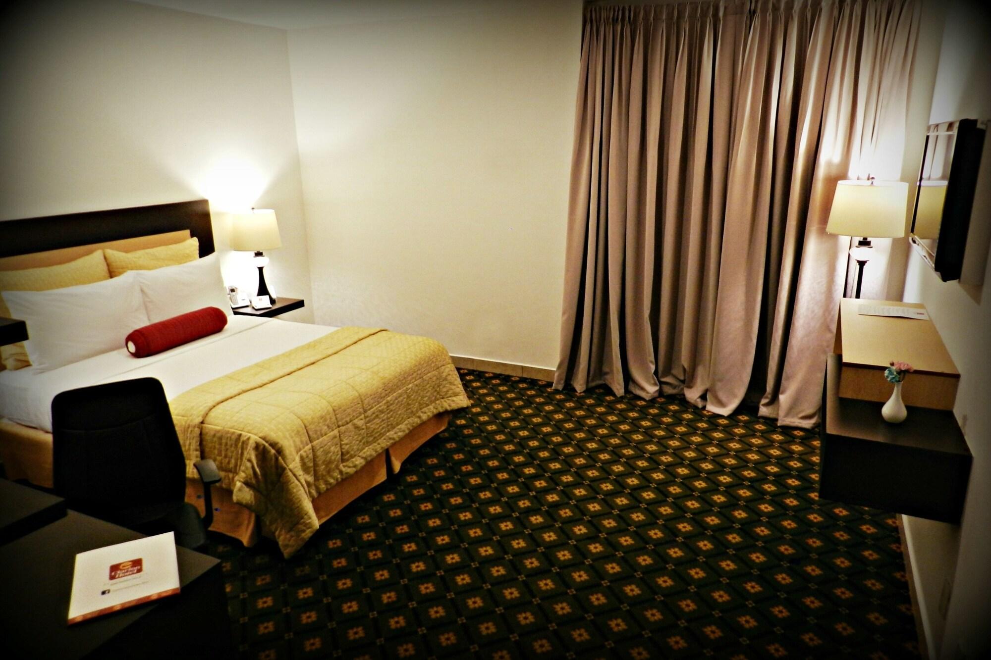 Clarion Hotel San Pedro Sula Esterno foto